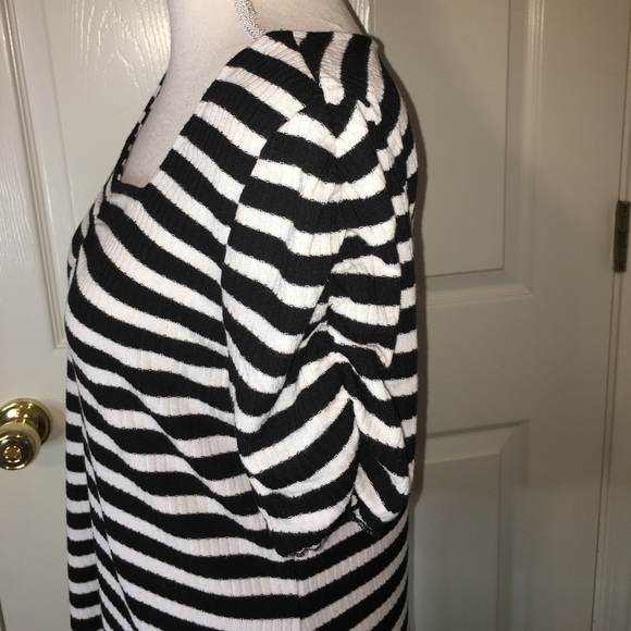 a.n.a Lightweight Striped Sweater - Picture 6 of 10